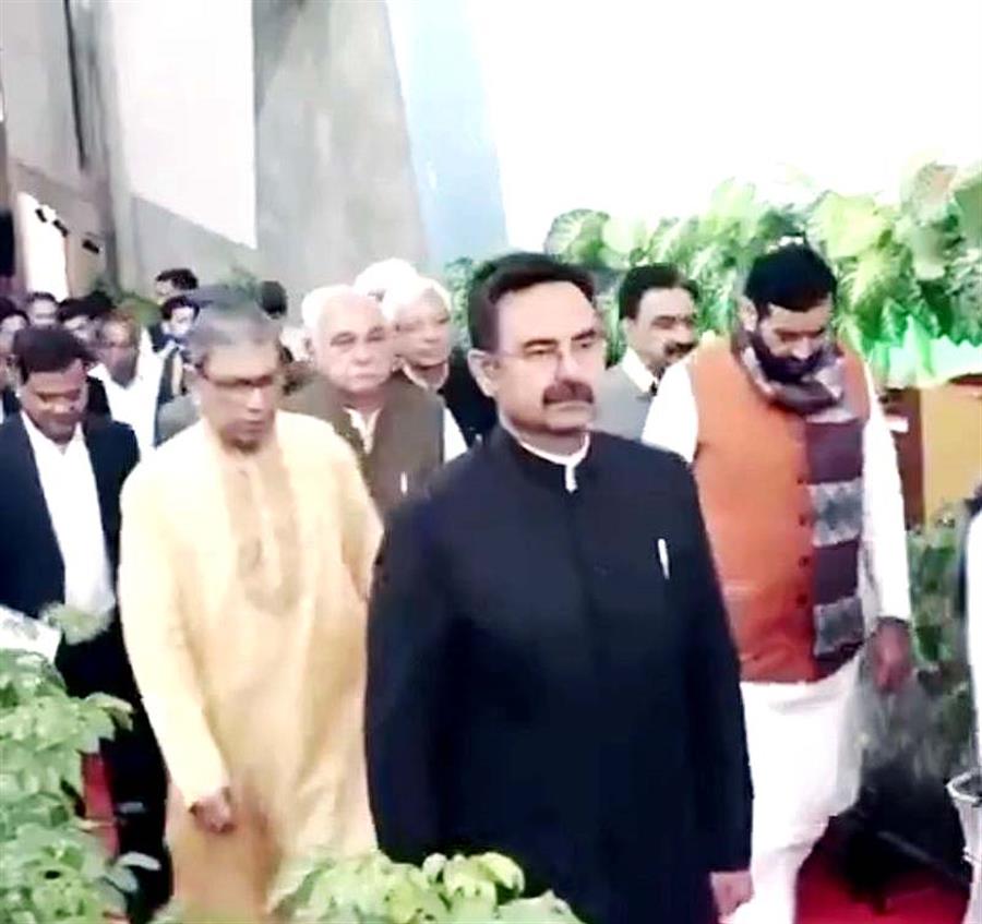 Haryana Budget Session: हरियाणा विधानसभा का बजट सत्र शुरू, अभिभाषण में राज्यपाल ने लक्ष्य प्राप्ति के लिए छह प्रमुख संकल्प प्रस्तुत किए