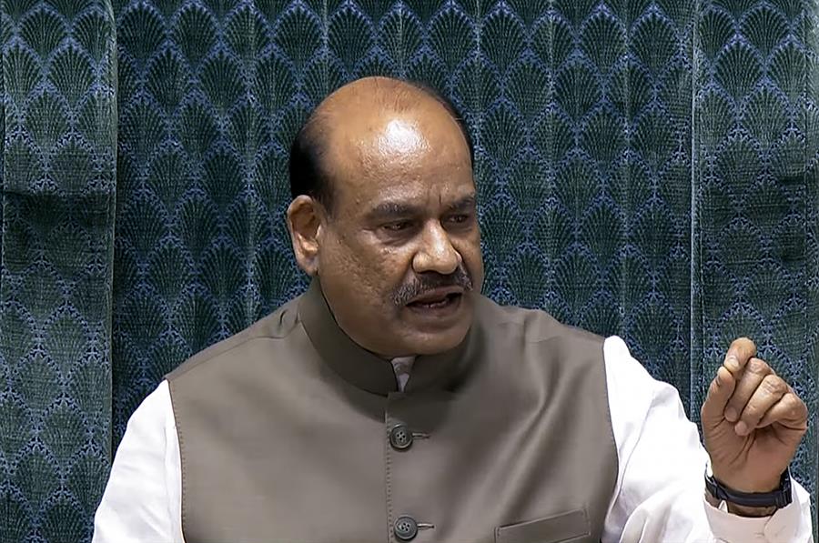 लोकसभा अध्यक्ष ओम बिरला ने कहा-  ‘भारत के लोकतंत्र और उसके संविधान पर सभी को गर्व होना चाहिए’ 