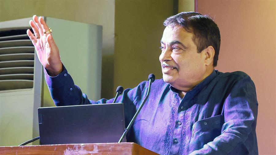जम्मू-कश्मीर में एनएच-44 पर सुरक्षा व यात्री सुविधा के लिए महत्वपूर्ण कार्य पूरे : नितिन गडकरी