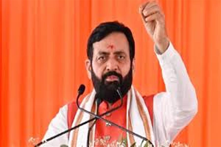 मुख्यमंत्री को गोहाना रैली का न्यौता, विकास कार्यों को लेकर सौंपा मांगों का प्रस्ताव