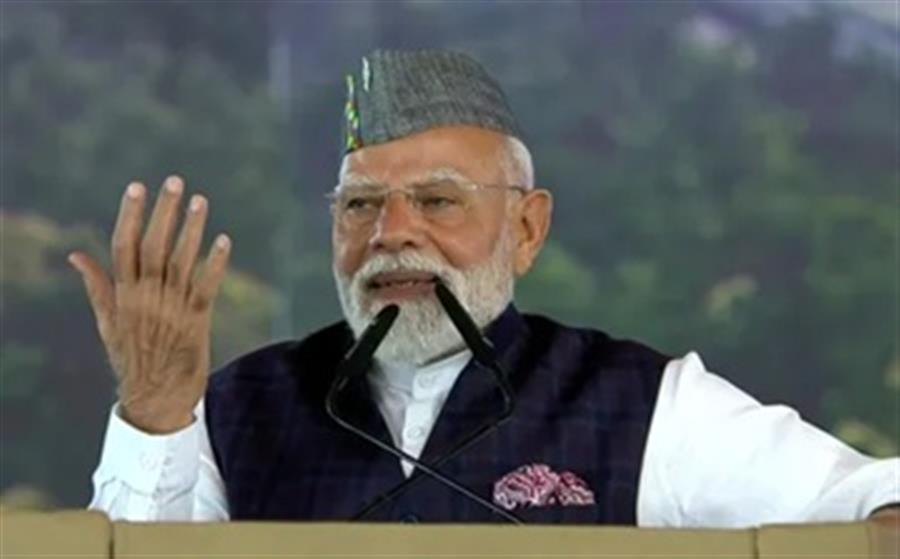 पीएम मोदी ने दिल्ली-देहरादून एक्सप्रेसवे का किया उद्घाटन, बोले- यह इकोनॉमिक कॉरिडोर प्रगति का नया द्वार है