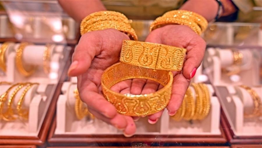 वैश्विक अस्थिरता से सोने और चांदी में सीमित दायरे में कारोबार