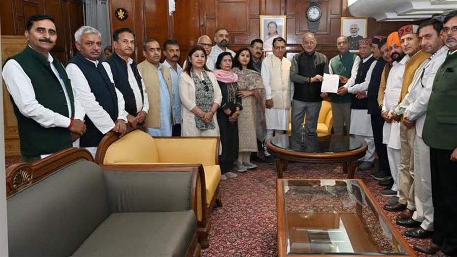 सुक्खू सरकार पर चुनाव आचार संहिता के उल्लंघन का आरोप, भाजपा ने राज्यपाल को सौंपा ज्ञापन, रखी ये मांगें