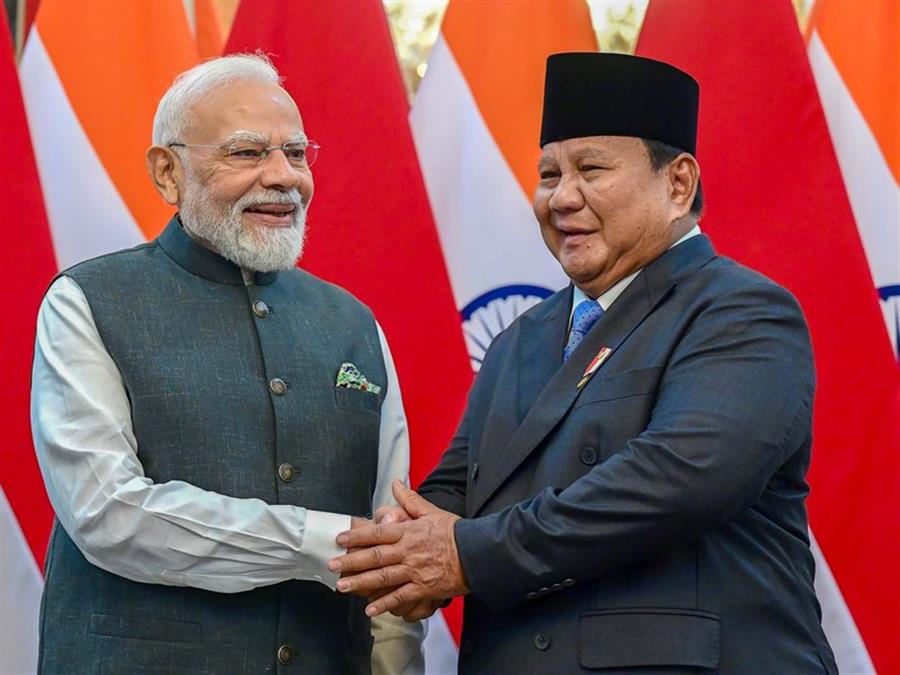 भारत के रक्षा उपकरण और तकनीक पर दुनिया का बढ़ रहा है भरोसा : पीएम मोदी