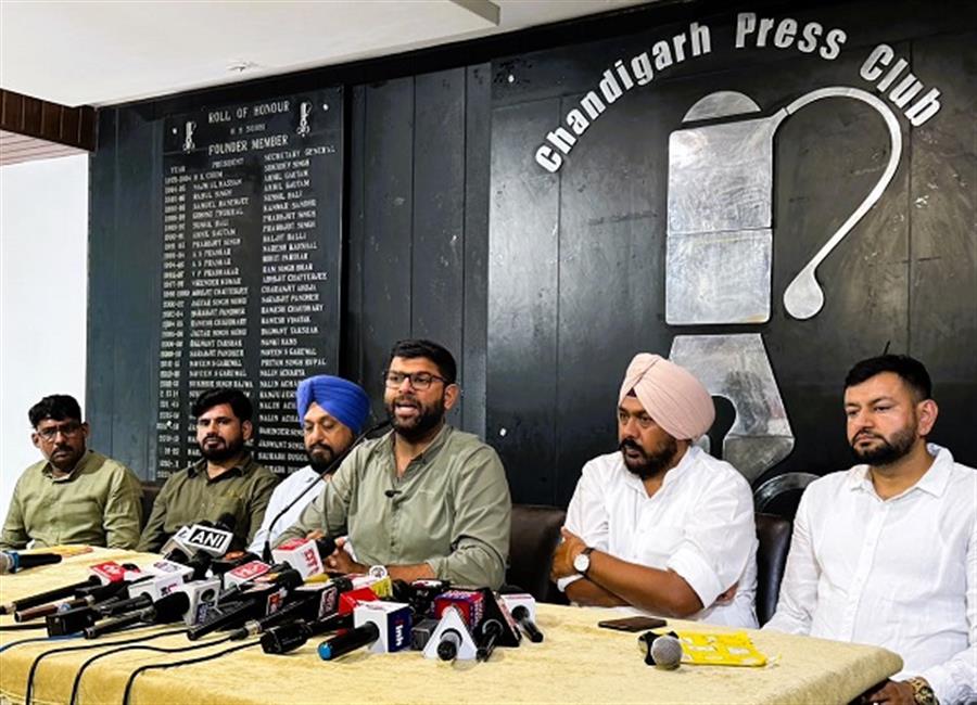 एचटेट परीक्षाओं में आवेदन से लेकर परीणाम तक गड़बड़झालाः दिग्विजय चौटाला