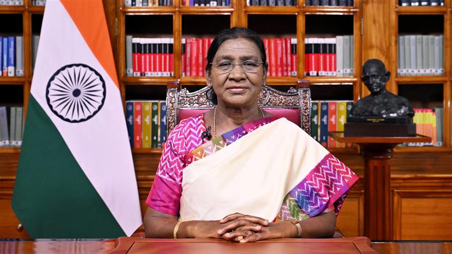 शिक्षक दिवस के अवसर पर उच्च शिक्षण संस्थाओं के शिक्षकों को सम्मानित करेंगी राष्ट्रपति