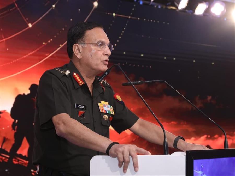 युद्ध का स्वरूप बदल रहा है, हमारी सोच को भी लगातार बदलना होगाः सेना प्रमुख