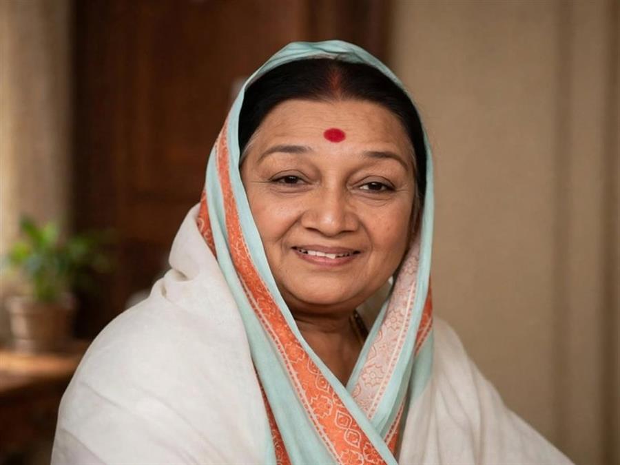 दीना पाठक ने 60 साल तक अपने अभिनय से जीता दिल, थिएटर से लेकर फिल्मों तक छोड़ी अमिट छाप