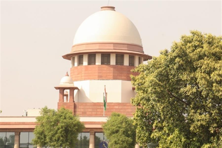 CJI पर टिप्पणी को लेकर संजय राउत और निखिल वागले को सुप्रीम कोर्ट का अवमानना नोटिस