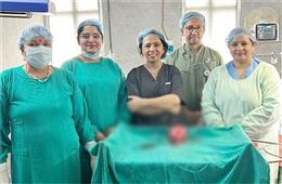 जटिल ऑप्रेशन: घुमारवीं अस्पताल की मैडीकल टीम ने महिला के पेट से निकाली 1 किलो की रसौली