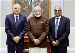 पीएम मोदी ने रोल्स-रॉयस के सीईओ से की मुलाकात, कंपनी देश में गतिविधियों का विस्तार करने को उत्सुकता