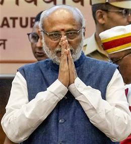पुलवामा बरसी पर उपराष्ट्रपति समेत विपक्षी नेताओं ने शहीदों को दी श्रद्धांजलि