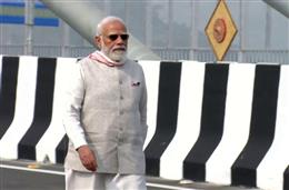 प्रधानमंत्री मोदी ने गुवाहाटी में ब्रह्मपुत्र पर बने “कुमार भास्कर वर्मा सेतु” का किया उद्घाटन