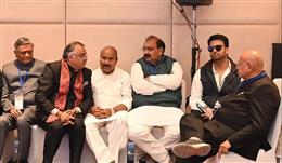 BJP के सम्मेलन में पहुंचे मशहूर पंजाबी गायक Mankirt Aulakh, छिड़ी नई चर्चा