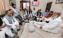 अनिल विज से जाट आरक्षण संघ समिति के पदाधिकारियों ने की मुलाकात, शीघ्र स्वास्थ्य लाभ की कामना