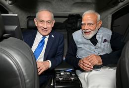 इजरायल में बेंजामिन नेतन्याहू ने पीएम मोदी के लिए रात्रि भोज किया होस्ट