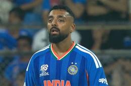 T20 World Cup : चक्रवर्ती की फॉर्म भारत के लिए चिंता, साथी क्रिकेटर बोला- वह अब भी तुरुप का इक्का