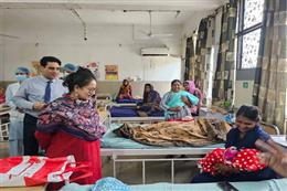 बिना उचित कारण मरीजों को बाहर से दवा लिखना स्वीकार नहीं किया जाएगा : आरती सिंह राव