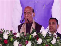 आधुनिक युद्ध सीमाओं से परे, राष्ट्रहित की रक्षा के लिए सशक्त सेना और तैयार नागरिकों का होना जरूरी: राजनाथ सिंह