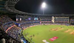 IPL 2026 Guidelines: ड्रेसिंग रूम में सिर्फ स्टाफ को एंट्री, मैच के दिन अभ्यास नहीं कर पाएगी टीम