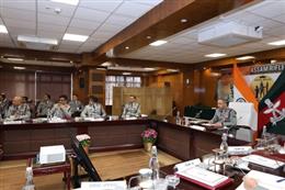 असम राइफल्स के डीजी ने भारत-म्यांमार सीमा और कश्मीर घाटी में चौकसी बढ़ाने का किया आह्वान