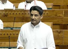 सरकार साइबर बुलिंग, ऑनलाइन उत्पीड़न, डेटा की गोपनीयता से जुड़े गंभीर प्रश्नों पर विचार करे : दीपेन्द्र हुड्डा