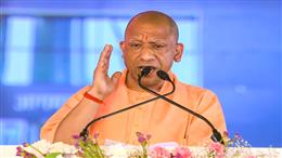 किसान हित सर्वोपरि: योगी सरकार ने मुआवजा प्रक्रिया तेज करने के दिए निर्देश