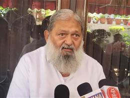 कांग्रेस पार्टी नहीं है बल्कि धड़े हैं और धडे अलग-अलग हो गए है : अनिल विज