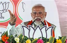 बंगाल की जनता को पीएम मोदी की 6 गारंटी- ‘हर दुष्कर्म केस की खुलेगी फाइल, कर्मचारियों के लिए 7वां वेतन आयोग का भरोसा ‘