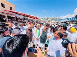 किसान के मर्म को अनदेखा कर रही सरकार : राव नरेंद्र सिंह