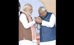 पीएम मोदी ने नीतीश कुमार को दी बधाई, कहा- ‘एक बार फिर संसद में देखना बहुत सुखद होगा’