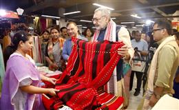 वस्त्र क्षेत्र को बड़ी राहत, पीएलआई योजना के तहत 52 नए प्रस्तावों को मंजूरी