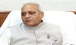 मंत्री रणबीर गंगवा के निर्देश : जलभराव से क्षतिग्रस्त सड़कों की मरम्मत हो तेज