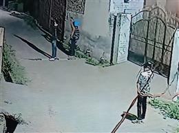 यमुनानगर में दहशत : पूर्व सरपंच के घर पर बदमाशों ने की ताबड़तोड़ फायरिंग, 15 राउंड गोलियां चलाकर हुए फरार