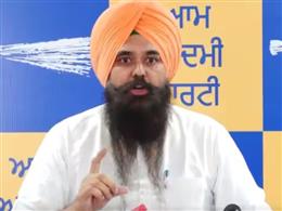 आप सांसदों का भाजपा में शामिल होना असंवैधानिक, रद्द हो सदस्यता: मलविंदर सिंह कंग