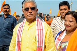 मंत्री दिलीप घोष ने अभिषेक बनर्जी पर साधा निशाना, बोले-जब वे जीत रहे थे, तब तक सब ठीक था