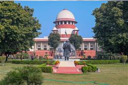 वीडियो कॉन्फ्रेंसिंग से सुनवाई की याचिका पर सुप्रीम कोर्ट बोला, हम अदालतों को बाध्य नहीं कर सकते
