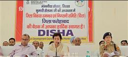 फतेहाबाद ‘दिशा’ बैठक में विकास कार्यों की समीक्षा, सफाई व्यवस्था पर सांसद सैलजा सख्त