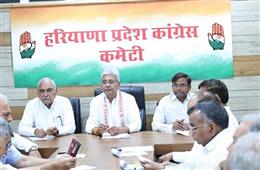 मतदाता अधिकारों की रक्षा के लिए कांग्रेस पूरी तरह सतर्क, SIR पुनरीक्षण पर बनाई व्यापक रणनीति : राव नरेंद्र सिंह