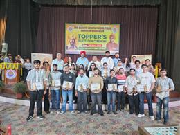 अखिल भारतीय विद्यार्थी परिषद ने सम्मानित किए 600 मेधावी छात्र छात्राएं