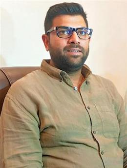 भाजपा सरकार की गलत नीतियों के कारण दुग्ध उत्पादकों को भारी परेशानी : दिग्विजय चौटाला