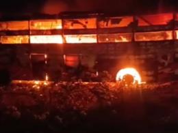 राजस्थान में धू-धूकर जली टूरिस्ट बस, जिंदा जल गए 8 लोग; 37 तीर्थयात्री सवार थे