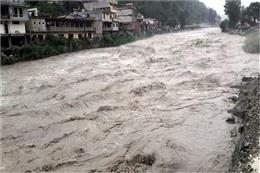 75 सड़कें बंद... 29 ट्रांसफार्मर प्रभावित, हिमाचल में मानसून की बारिश ने मचाई तबाही, अगले 5 दिनों तक येलो अलर्ट