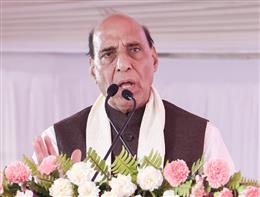 रक्षा क्षेत्र में आत्मनिर्भरता की ओर बढ़ा भारत, राजनाथ सिंह ने गिनाईं 12 वर्षों की उपलब्धियां