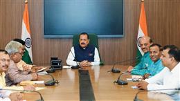 सरकार कर्मचारी संगठनों के साथ नियमित संवाद के लिए प्रतिबद्ध : डॉ. जितेंद्र सिंह
