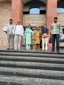 विजिलेंस ब्यूरो ने 1,00,000 रुपये की रिश्वत लेते हुए वरिष्ठ सहायक को रंगे हाथ काबू किया