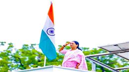 दिल्ली के उपराज्यपाल, मुख्यमंत्री समेत कई नेताओं ने स्वतंत्रता दिवस की शुभकामनाएं दीं