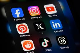 न्यूजीलैंड में 16 साल से कम उम्र के बच्चों के सोशल मीडिया इस्तेमाल पर लगेगा प्रतिबंध