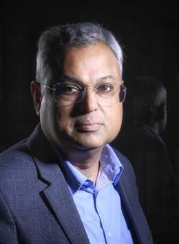 विकास के आंकड़ों की जांच-परख