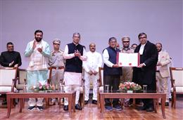 पंजाब के राज्यपाल एवं केंद्र शासित प्रदेश चंडीगढ़ के प्रशासक, श्री गुलाब चंद कटारिया